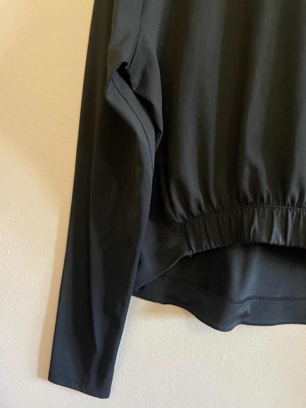 Nike Black Long Sleeve Athletic Top with Silver Swoosh – Size Large EUC - Picture 13 of 16